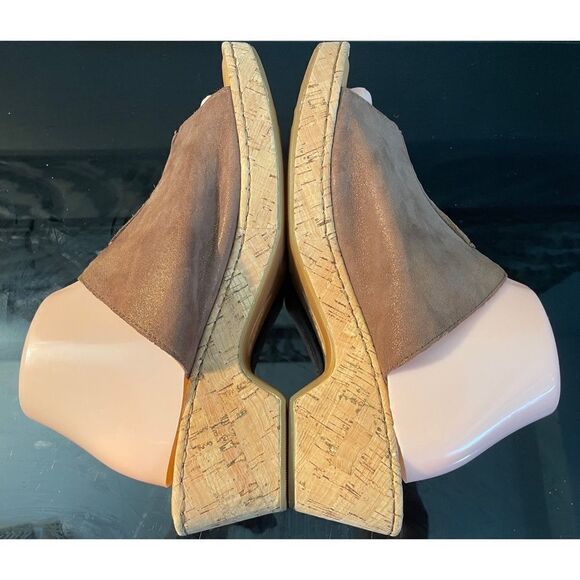 Born, Asho New Cork Heel Bronze Women’s Sandals Size 11 Medium. - Picture 8 of 11